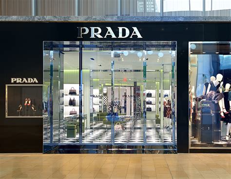 Prada Toronto Yorkdale Holt Renfrew Donna in North York, ON